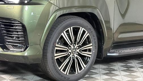 Nori Green Pearl 2026 Lexus LX 700h Luxury