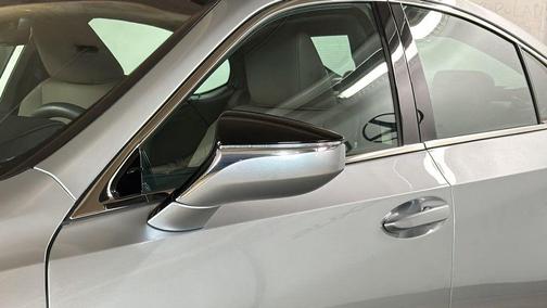 2022 Lexus ES 350 Base