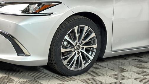 2021 Lexus ES 350 Base