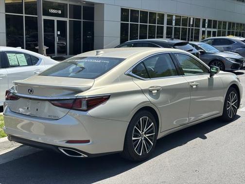 2024 Lexus ES 350 Premium