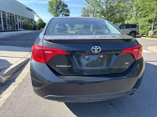 Black Sand Pearl 2017 Toyota Corolla SE