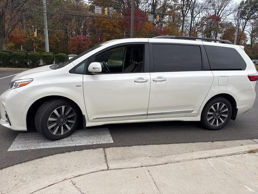 2018 Toyota Sienna Limited