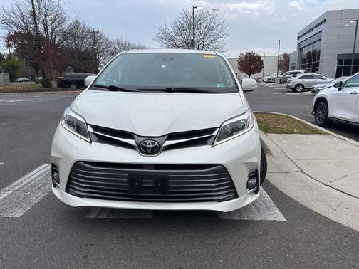 2018 Toyota Sienna Limited