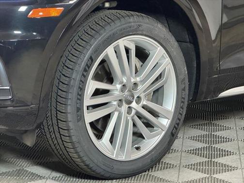 2019 Audi Q5 2.0T Premium Plus