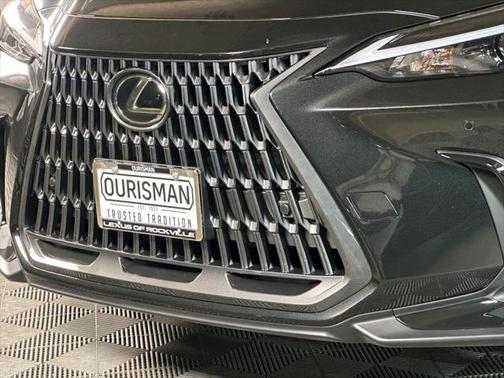 2025 Lexus NX 350h Premium