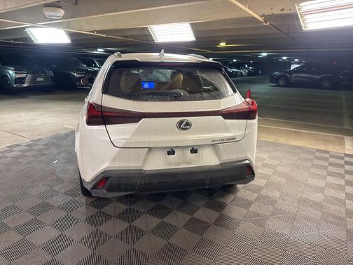 2023 Lexus UX 250h Base