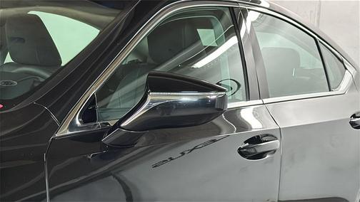 2022 Lexus ES 350 Base