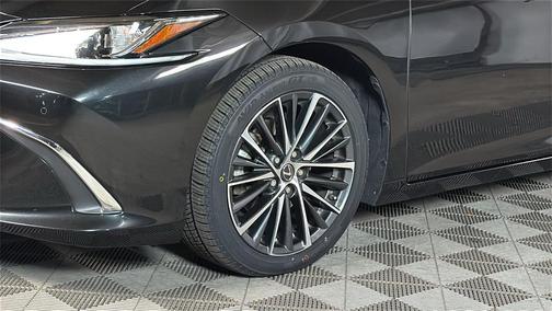 2022 Lexus ES 350 Base