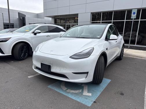 2022 Tesla Model Y Performance Dual Motor All-Wheel Drive