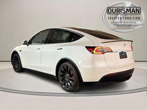 2022 Tesla Model Y Performance Dual Motor All-Wheel Drive