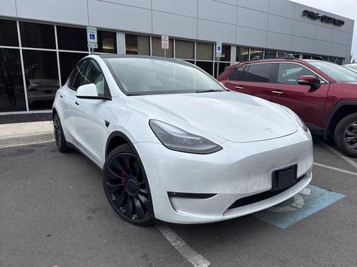 2022 Tesla Model Y Performance Dual Motor All-Wheel Drive