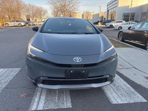 2024 Toyota Prius XLE