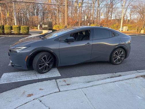 2024 Toyota Prius XLE