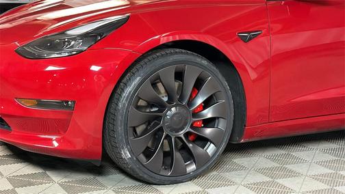 2023 Tesla Model 3 Performance