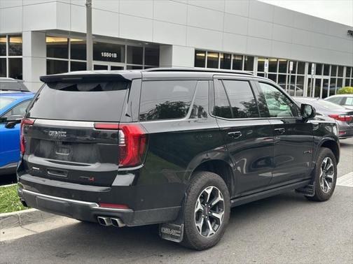 2025 GMC Yukon 4WD AT4