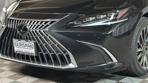 2025 Lexus ES 350 Ultra Luxury