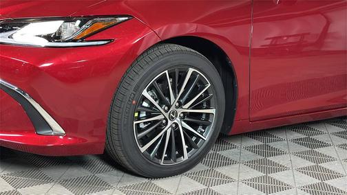 2025 Lexus ES 350 Base