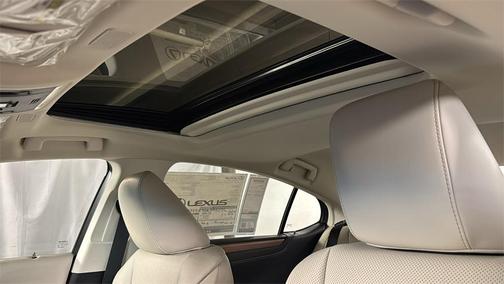2025 Lexus ES 350 Base