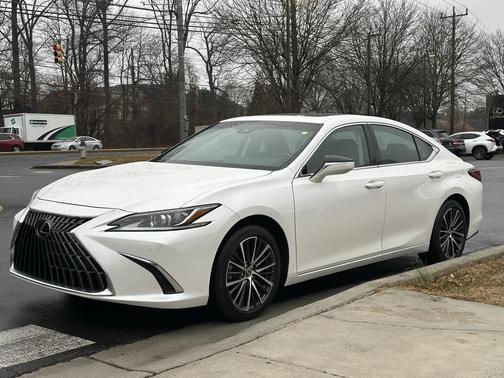 2025 Lexus ES 350 Base