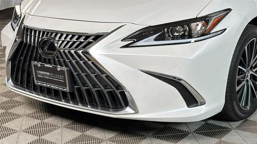 2025 Lexus ES 350 Base