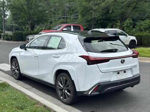 2023 Lexus UX 250h F Sport
