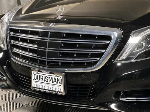 2017 Mercedes-Benz Maybach S 550 Base 4MATIC