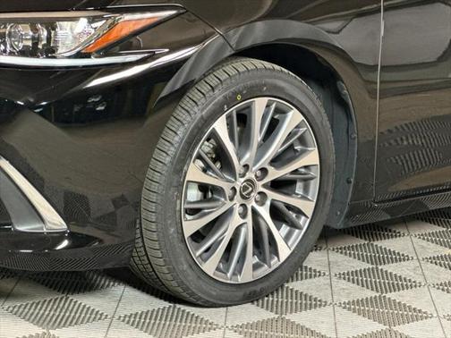 2021 Lexus ES 350 Base