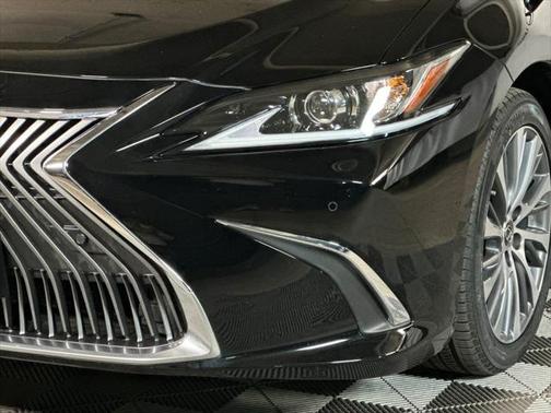 2021 Lexus ES 350 Base