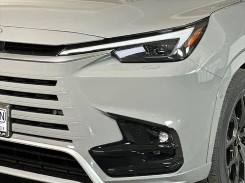2025 Lexus TX 500h F SPORT Premium