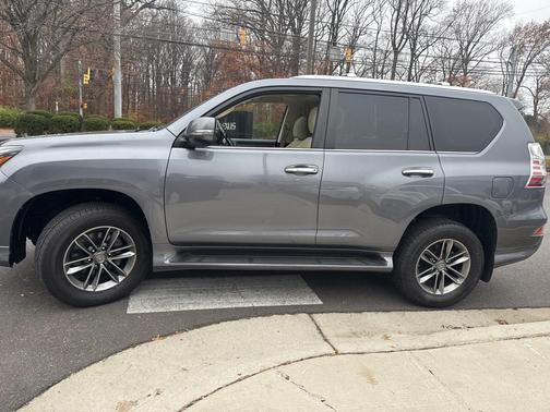 2023 Lexus GX 460 Premium