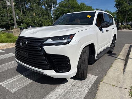 Eminent White Pearl 2026 Lexus LX 600 Luxury