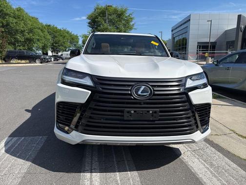 Eminent White Pearl 2026 Lexus LX 600 Luxury