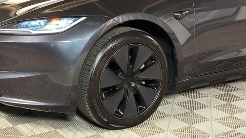 2024 Tesla Model 3 Long Range