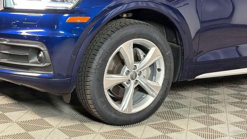 2020 Audi Q5 45 Prestige