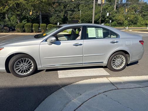 2011 Lexus ES 350 Base