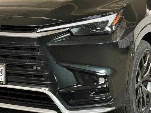 2025 Lexus TX 500h F SPORT Premium