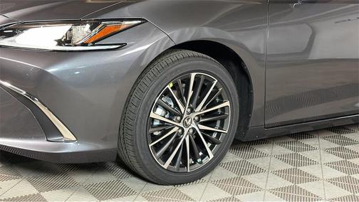 2025 Lexus ES 350 Base