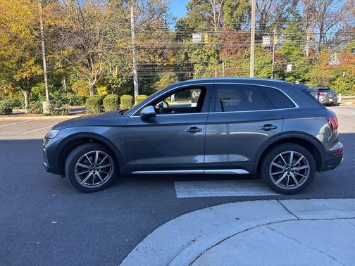 2022 Audi SQ5 3.0T Premium Plus