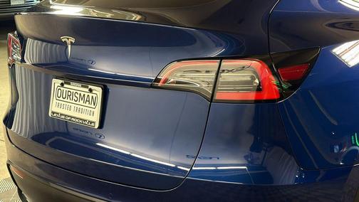 2021 Tesla Model Y Standard Range Rear-Wheel Drive