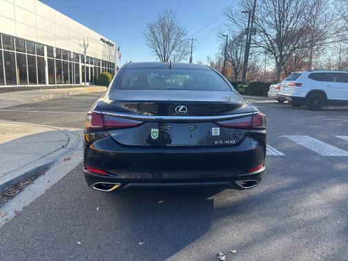 2024 Lexus ES 350 Base