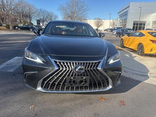 2024 Lexus ES 350 Base