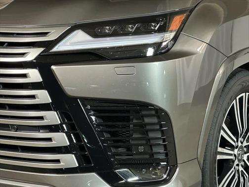 2025 Lexus LX 600 Luxury