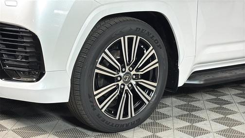 2025 Lexus LX 600 Luxury