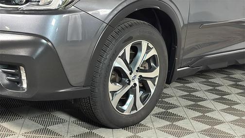 2022 Subaru Outback Touring XT