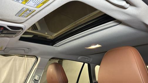 2022 Subaru Outback Touring XT