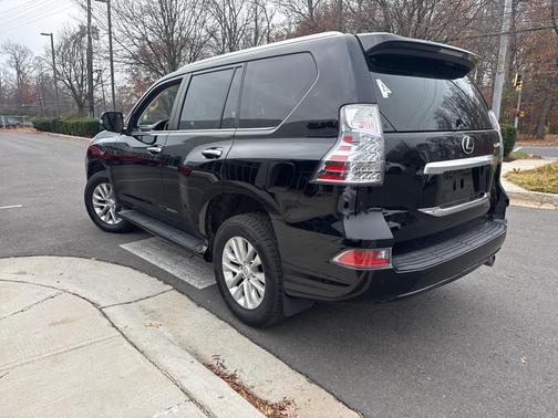2022 Lexus GX 460 Base
