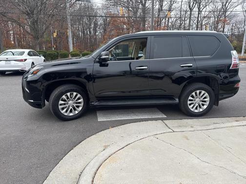 2022 Lexus GX 460 Base