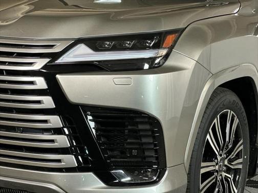 2025 Lexus LX 600 Luxury
