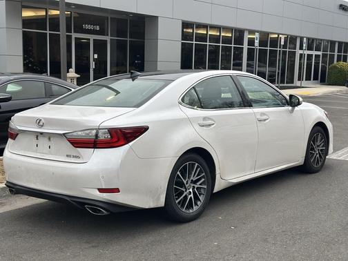 2018 Lexus ES 350 Base