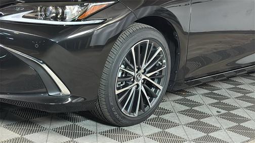 2025 Lexus ES 350 Base